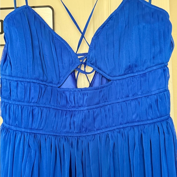 Gianni Bini cobalt blue Londyn Chiffon Dress NWT - Picture 4 of 6